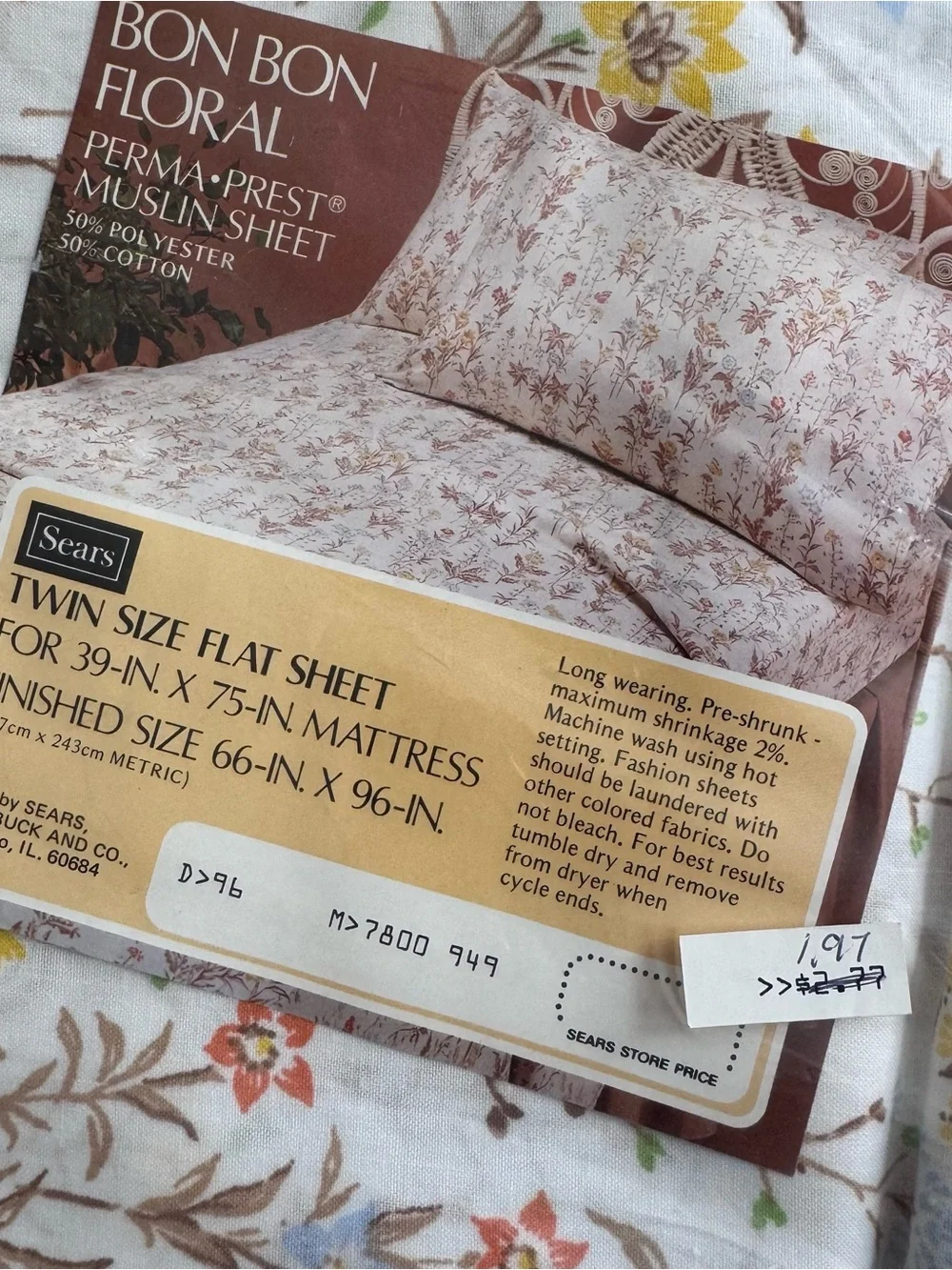 Vintage bon bon floral nwt Twin size flat Sheet bedding white cream tan 90s 80s